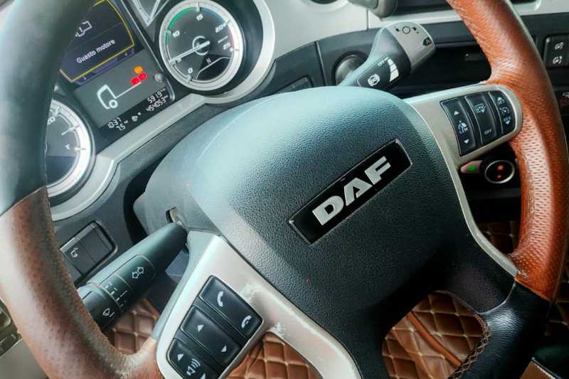 OmecoHub - Immagine DAF XF530FT